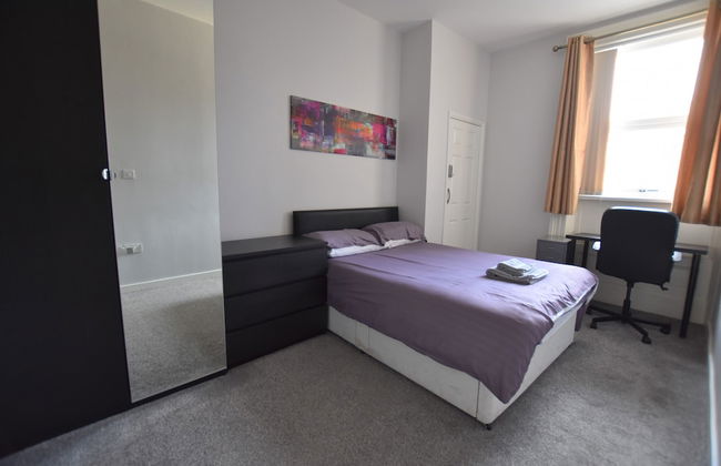 Argyle Apartments - Photo 8