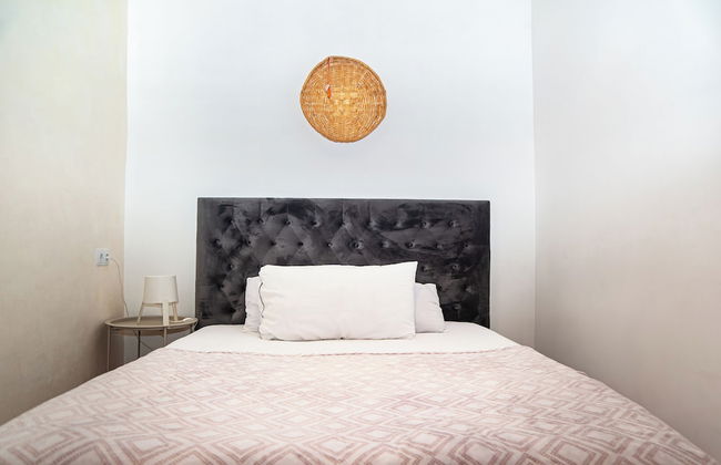 Cute Ground Floor with Free Parking - Foto 3