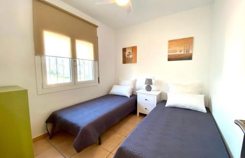 Casa cómoda delante de la playa con vista al mar - Photo 16