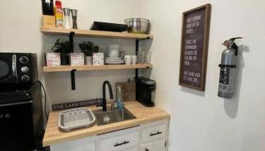 Beautifully Renovated Studio 2 Miles From Marina! - Foto 4