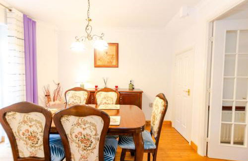 A Riverside Paradise in The City w Garden and Free Parking - A 2 Bed Home in London Sleeps 4! - Foto 10