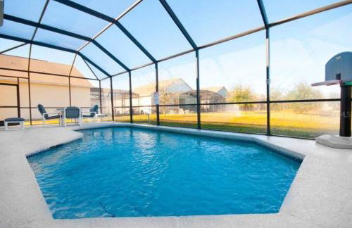 Maleficent's Disney's Jungle VR Retreat - Foto 3