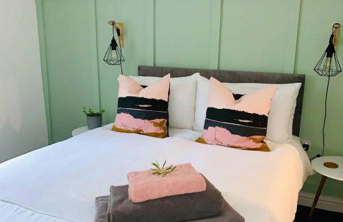 The Nook - A stylish apartment with garden, near the beach - Foto 19