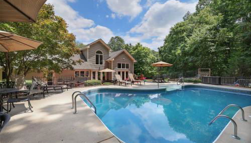 Sunset Point Pool House Close to Duke University - Foto 1