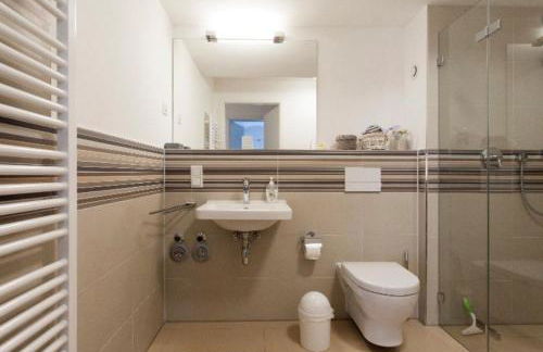 Stadt-Apartment - Photo 3