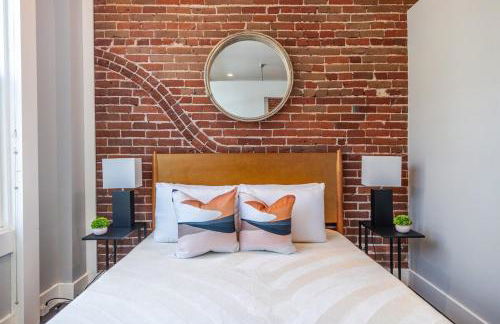 Gaslamp 2BR Upscale Queen Beds with Smart TV - Foto 23