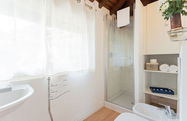 Villa Bianca - Front Lake Pool - Foto 44