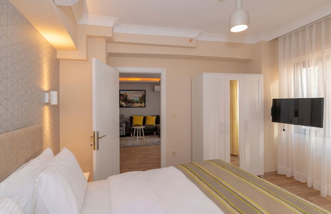 Feri Suites - Photo 18