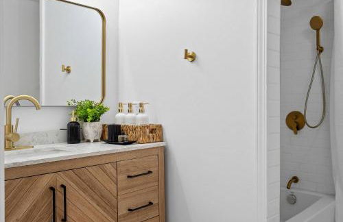 Family Friendly 4BR. Trendy & Great Location - Foto 14