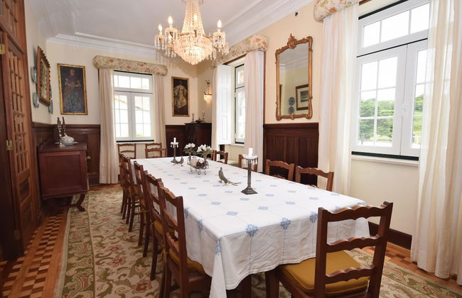 Sprawling Villa Near Alenquer - Photo 26