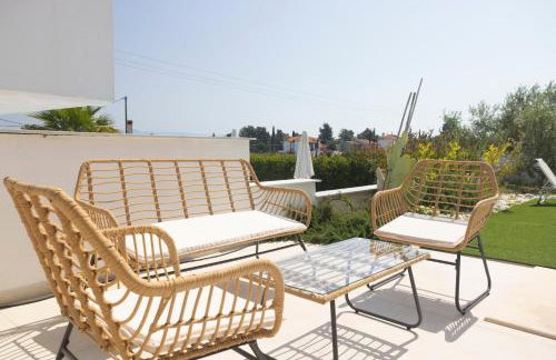 The Miracle Villa - Deluxe, Sea View, BBQ, Private Pool - Foto 41