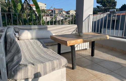 Sea View Serenity 3BR Home near Beach & Town - Foto 18