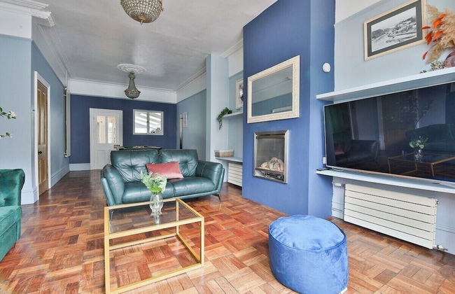 4 Bed House with Pool Table & Parking - Foto 56