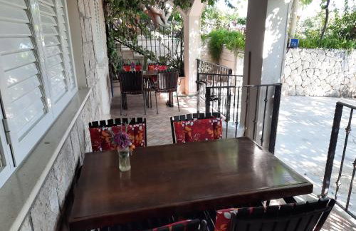 Apartments Zlosilo - Photo 23