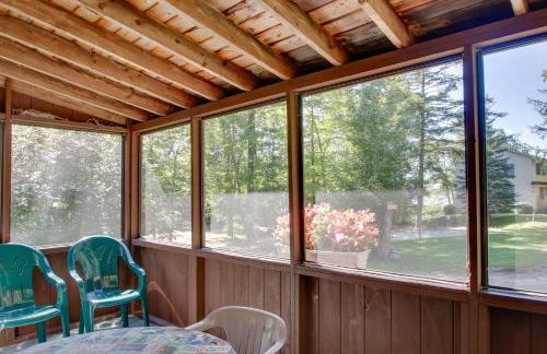 The Birches Raymond Getaway with Beach and Boat Dock - Foto 21