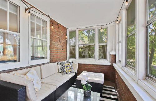 Bohemian Bungalow Pac-Man, walk downtown, pet friendly - Foto 49