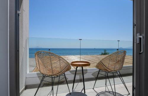 NOA BEACHFRONT SUITES - Foto 34