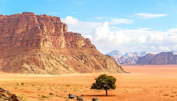 Cross the breathtaking Jordanian Desert