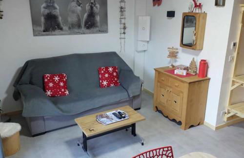 Joli appartement T2, la clairière du lac, rez de jardin, terrasse fermée, parking - Foto 1