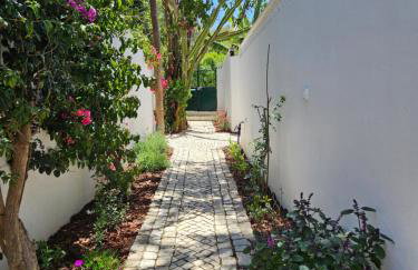 Vila Golfinho, with heated pool, rooftop lounge and ocean views - Foto 51