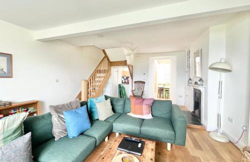 3 bedroom stunning house with garden and amazing sea views - Foto 2