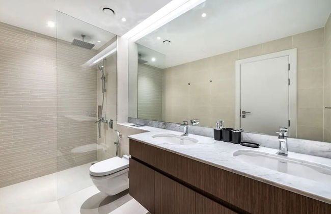 Stylish 2BR in La Rive 2 - Photo 16