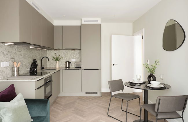 Commercial Road Serviced Apartments - London City East - Photo 8