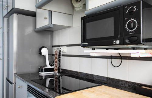 Apartamento segunda línea piscina frente al mar - Foto 25