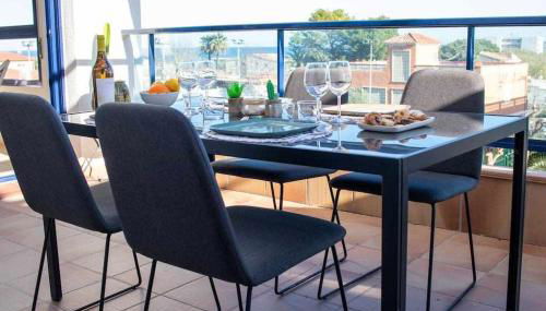 Coqueto apartamento con vistas al mar - Foto 1