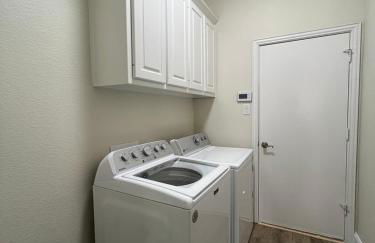 Lovejoy Serenity - Amazing pool, Games, Movie Room - Foto 22