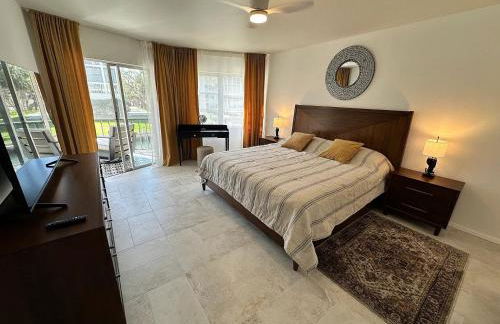 5 min walk to #1 beach in America Canal View - Foto 18