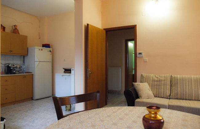 Charming Trikala Apartment With Garden & Central Heating - Foto 13