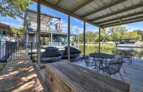 Waterfront Getaway Lake Access Deck BBQ Grill - Photo 16