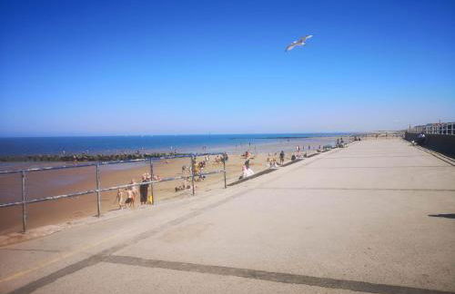 Vale View Apartment, Prestatyn, North Wales - a stylish, dog-friendly holiday let just a 5 min walk to beach & town! - Foto 33