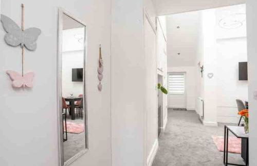 Beeches Bach, 1 bedroom cottage with hot tub - Foto 7