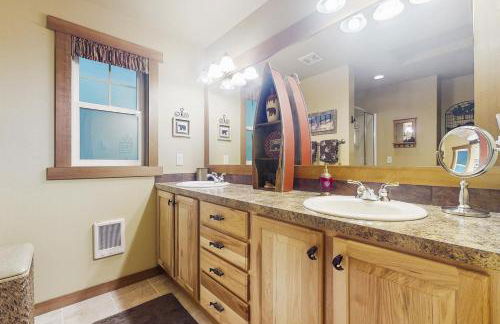 Fireside Escape at Lake Cushman - Photo 12