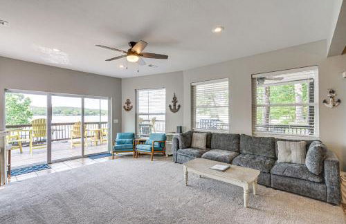 Views and Private Dock Lake of the Ozarks Retreat! - Foto 7