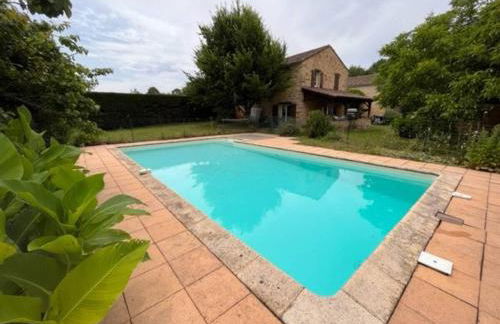 Gîtes OSTAL de Marcillac avec piscine - Petit Bois - Foto 1