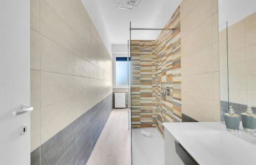 Metro M2 Famagosta-Appartamento x5-self check-in - Foto 8