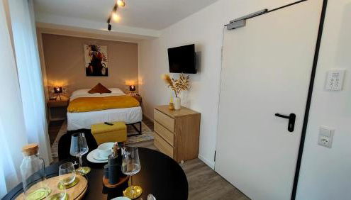 ELApart by Homely Stay - Moderne Apartments direkt im Stadtzentrum mit Self-Check-in - Foto 3