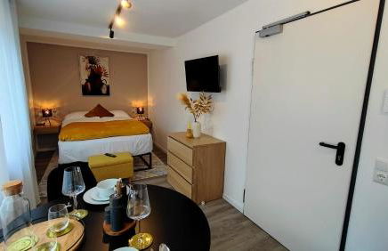 ELApart by Homely Stay - Moderne Apartments direkt im Stadtzentrum mit Self-Check-in - Foto 3
