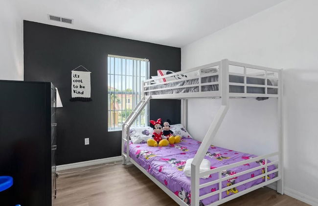 Amazing 3BR 2BA Townhome With Lake View at Terra Verde! - Foto 17