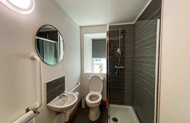 Harbourside Apartments - Photo 7