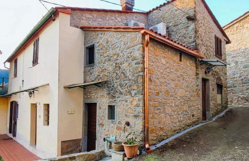 Lovely Home In Marliana With Wifi - Foto 6