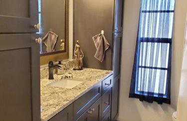 Palm Harbor Waterfront with pool & Game room - Foto 34