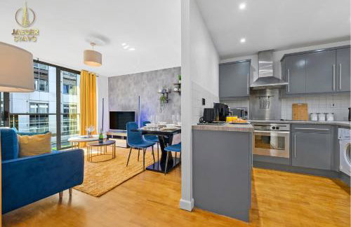 2 Bedroom Greek Street Apartment - Sleeps up to 6 - Foto 1