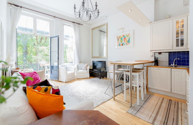 Philbeach Balcony- 2bed flat in Earls Ct - Photo 25