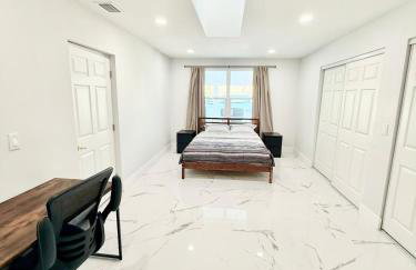 Luxurious 3 bedrooms 2 bath Ultimate Beach Life! 5 min walk to beach! - Foto 18
