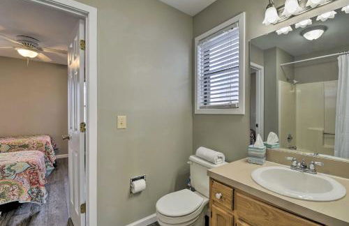 Steps to Sunset Beach Canal-Front Home with Dock! - Foto 27