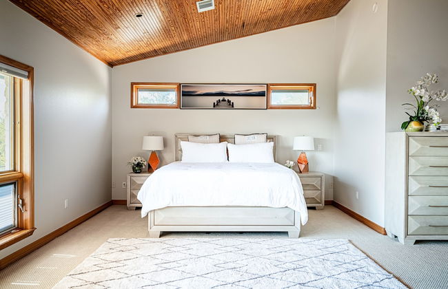 Lavish Lake Getaway - Foto 2